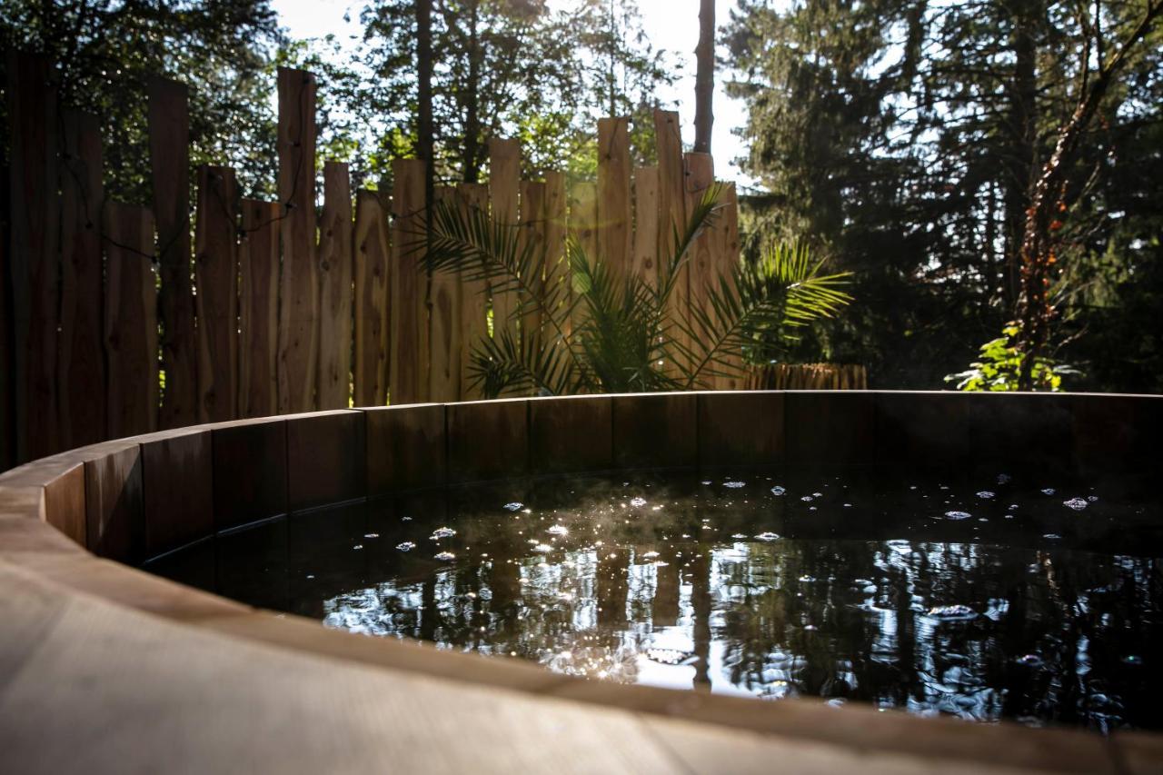 Bain De Foret - Lodges Cosy & Spa Neufchâtel-Hardelot Exteriör bild